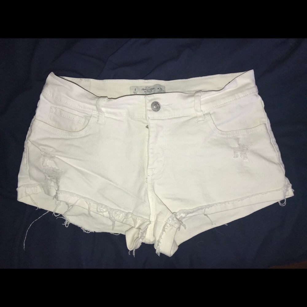 Abercrombie and Fitch White Denim short-short